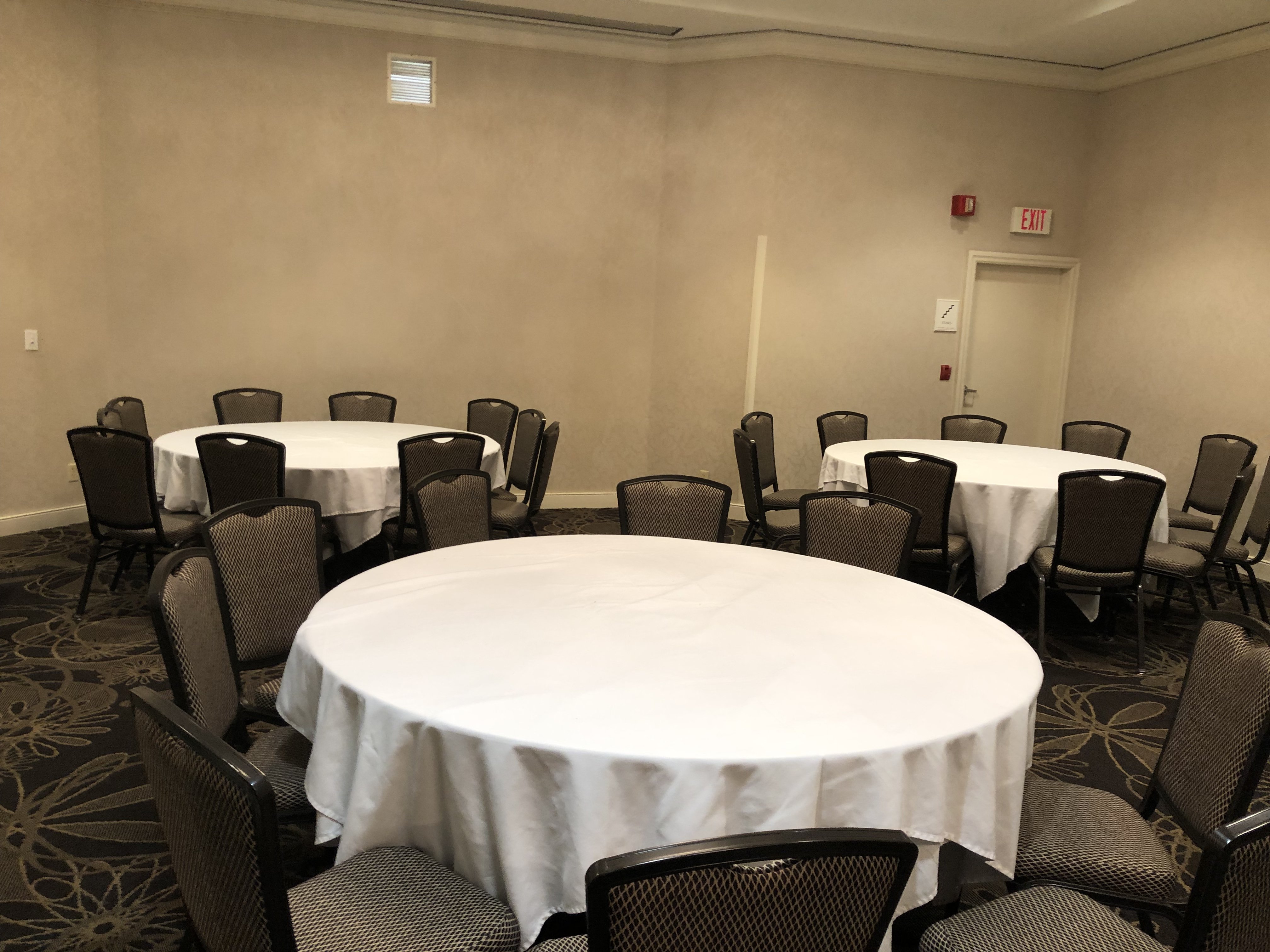 DoubleTree by Hilton Hotel Milwaukee Downtown photo