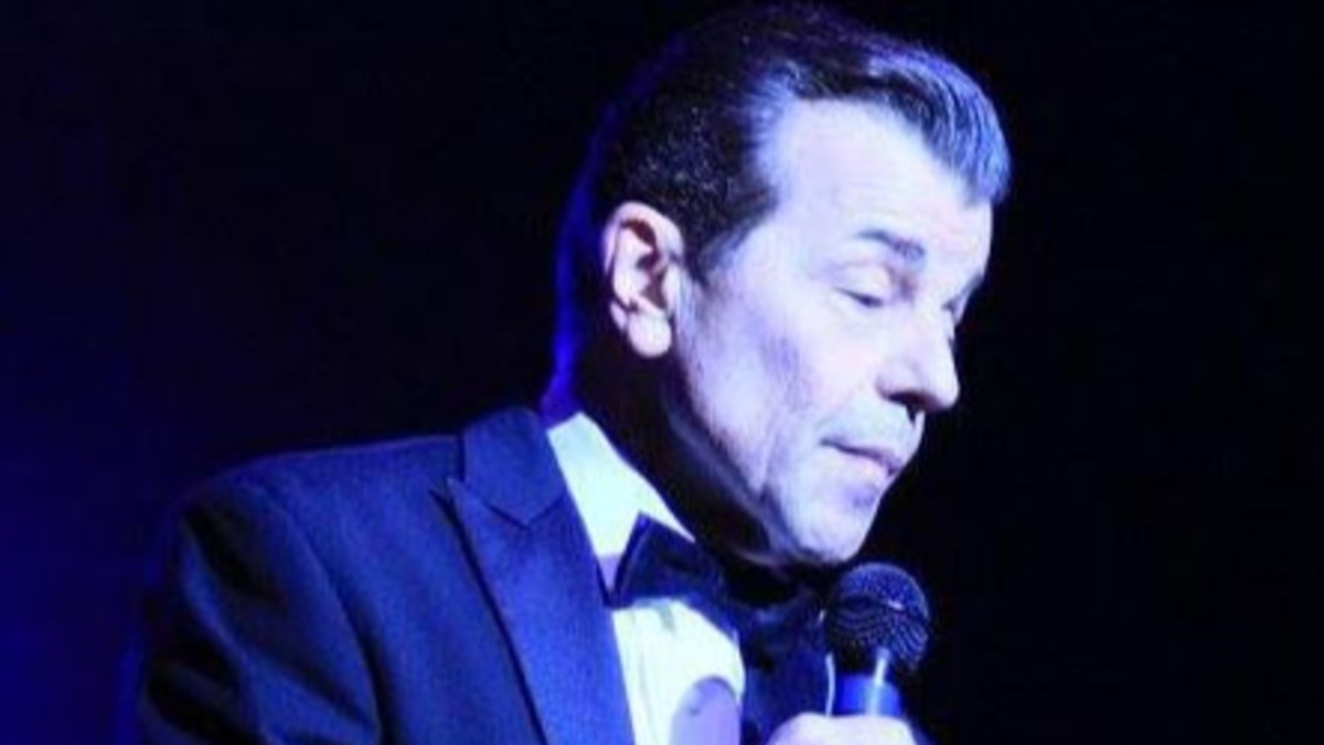 Sinatra Tribute artist - Vaughn Suponatime