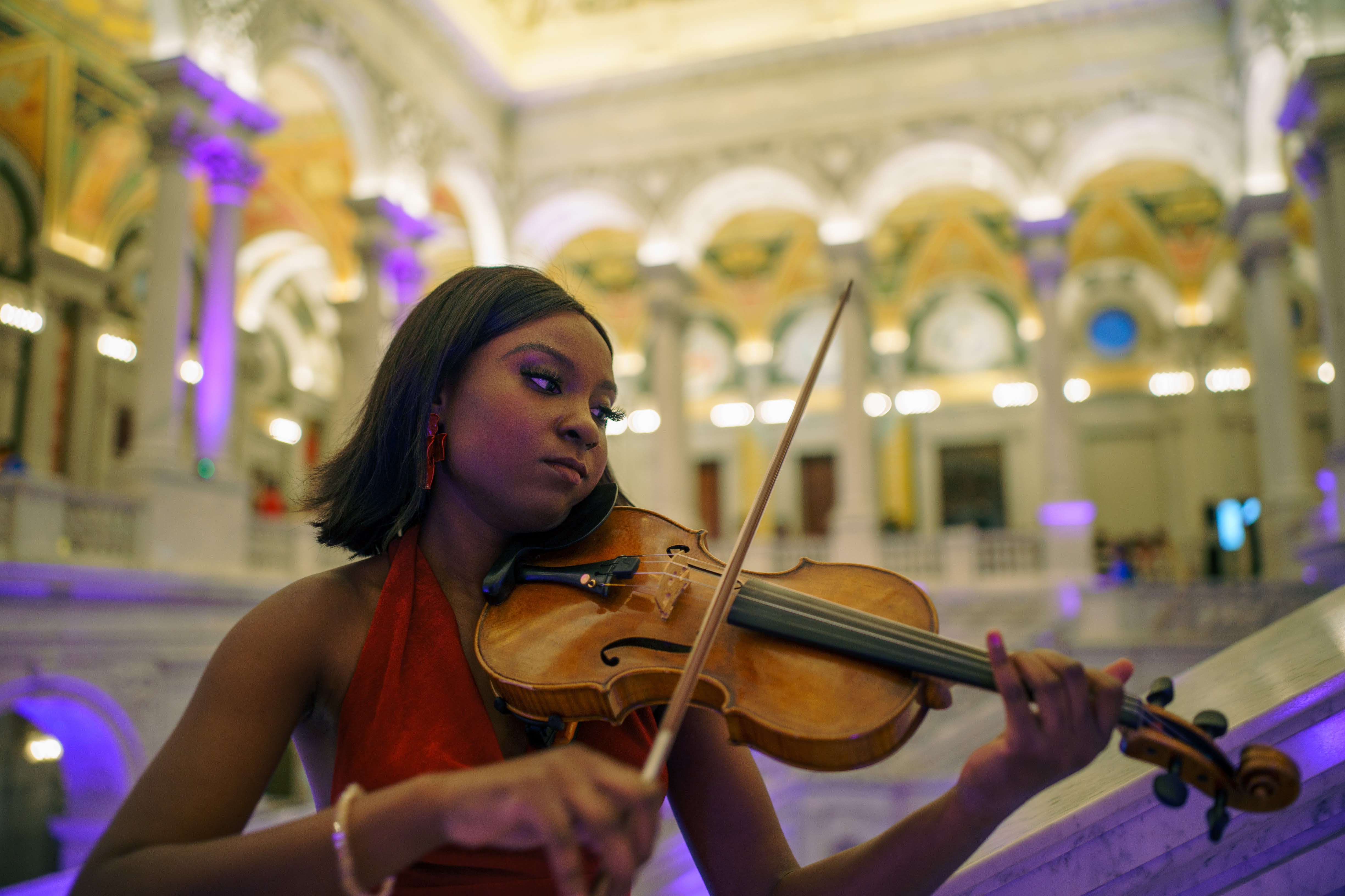 Tahirah The Violinist photo