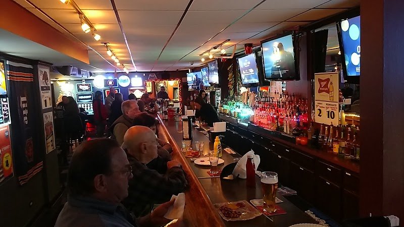 Davern's Tavern and Lounge cover picture