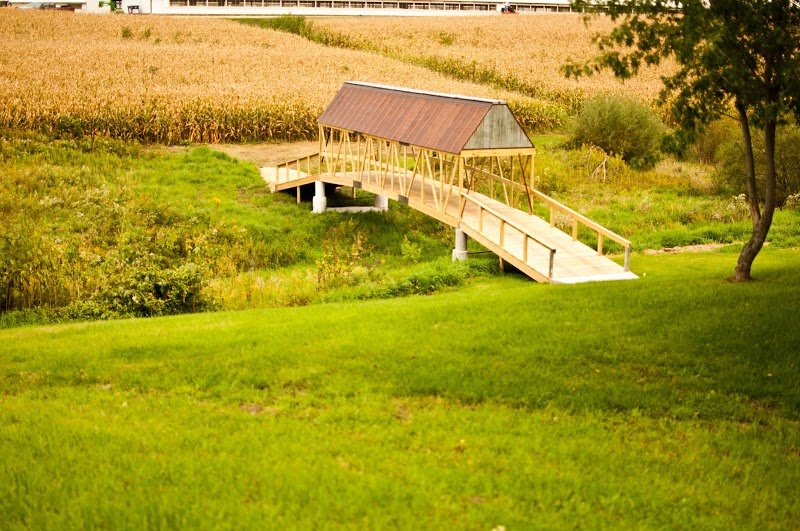 Weltzien Family Round Barn cover picture