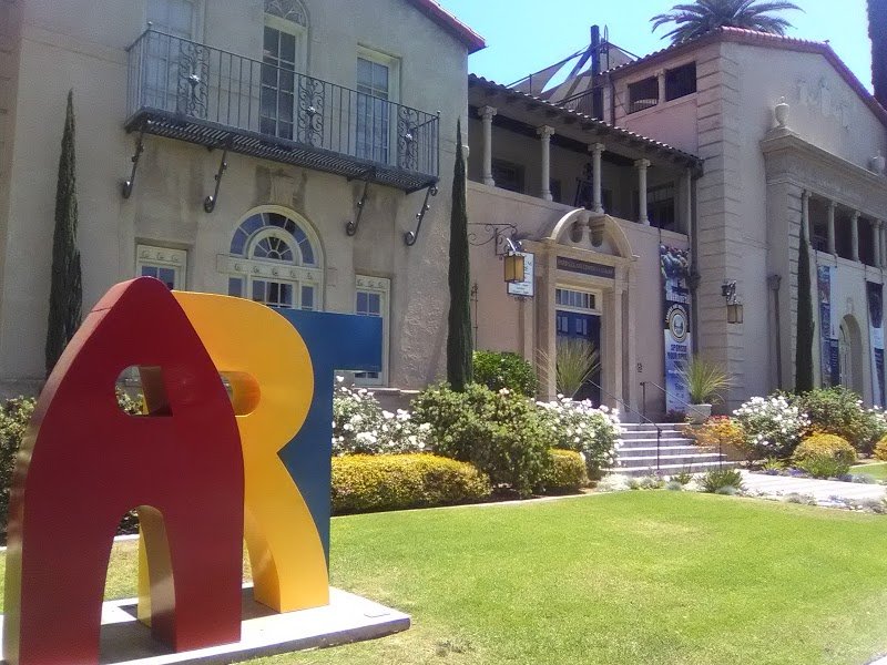 Riverside Art Museum cover picture