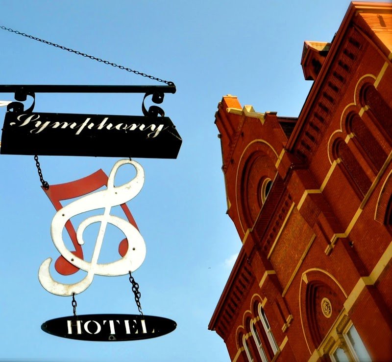 Symphony Hotel & Restaurant cover picture