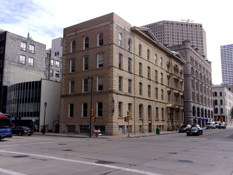 Grand Avenue Club Inc cover picture