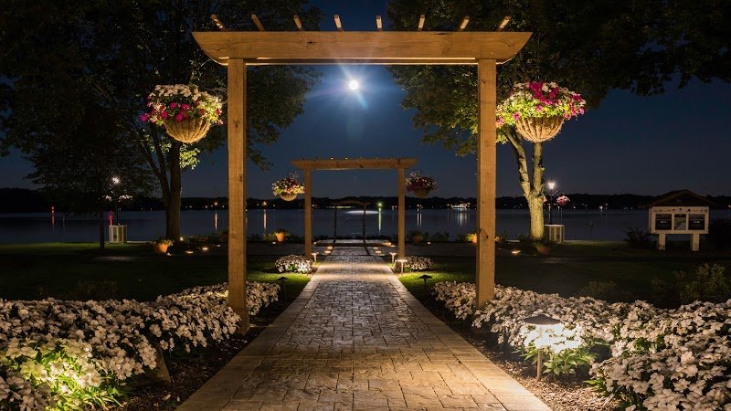 Lake Lawn Resort cover picture