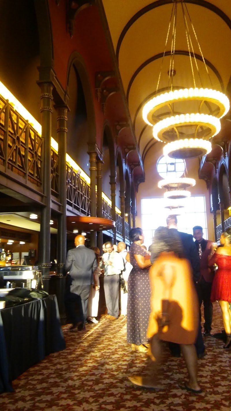 190 South LaSalle cover picture